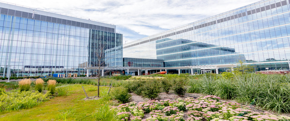 LiRo, one of the top construction management companies, provided construction management services for the SUNY Stony Brook New Medical and Research Translation (MART) Building and Hospital Pavilion.