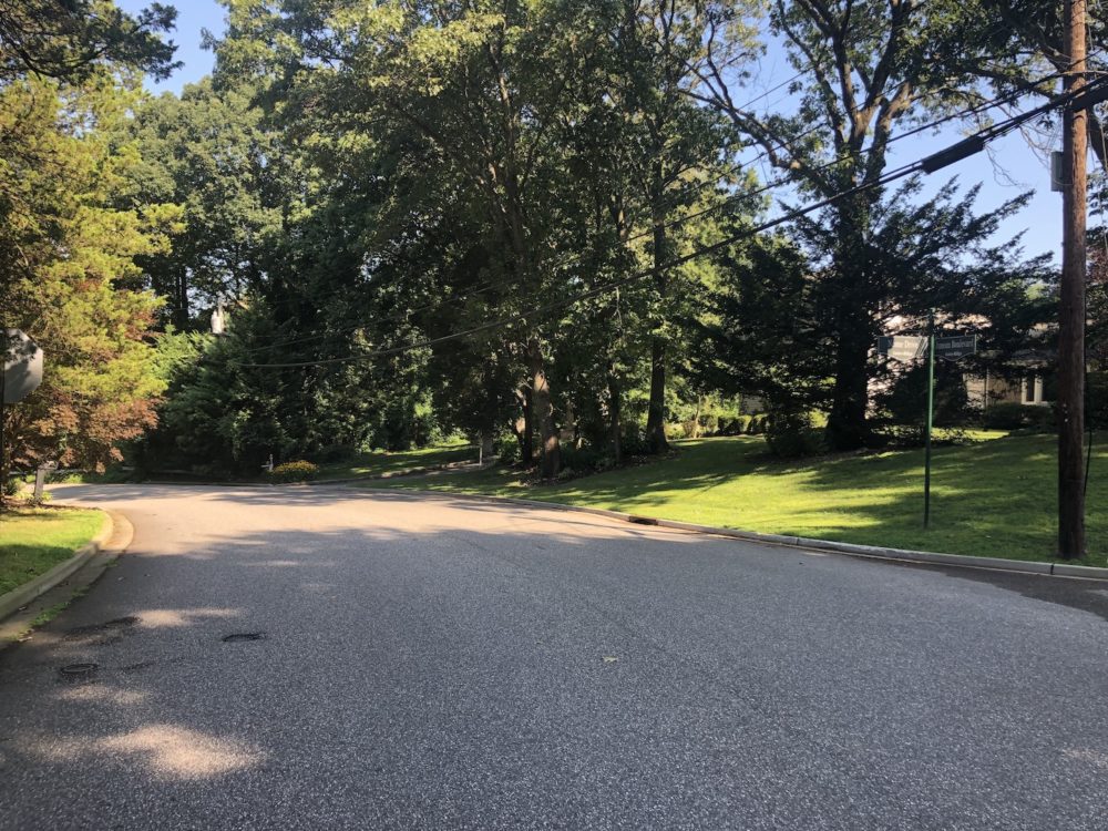 LiRo completed a road construction in Long Island that included design and construction inspection services in Oyster Bay on Long Island, NY.